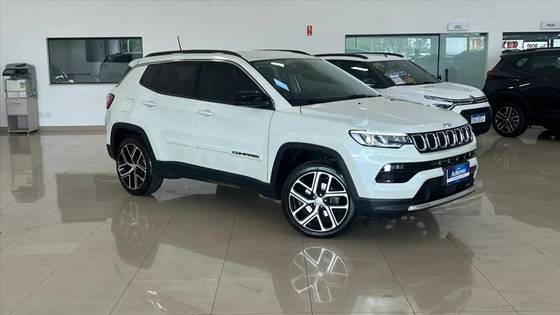 JEEP COMPASS 1.3 T270 TURBO FLEX LONGITUDE AT6